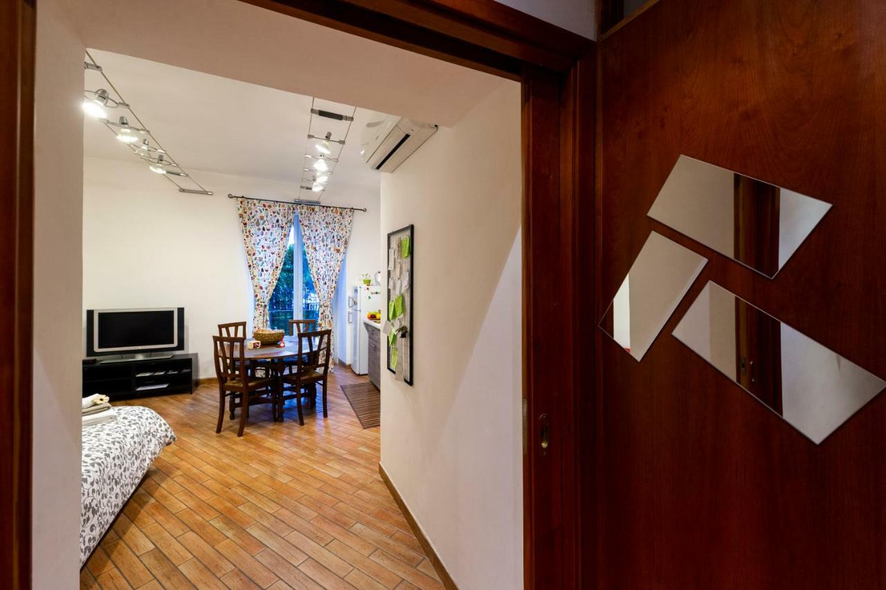 Home Toledo 355 Napoli Dış mekan fotoğraf